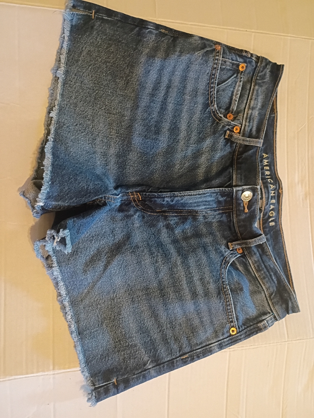 American Eagle Women's Strigid Fringed Shorts Sz 8